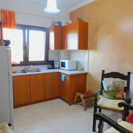Apartment Kastro