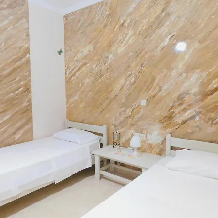 Apartment Kastro *