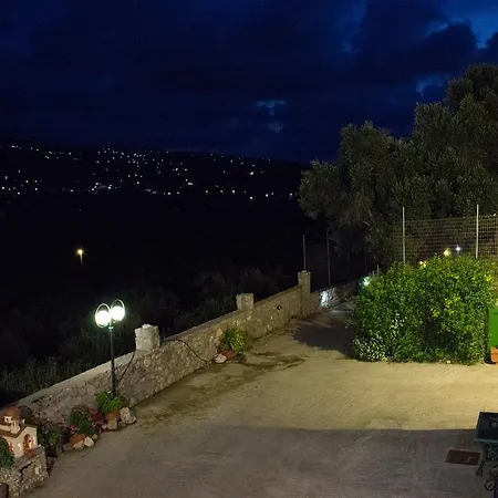 Kastro Pigi (Crete)