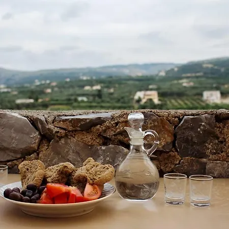 Kastro Apartment Pigi (Crete)