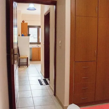 Apartment Kastro